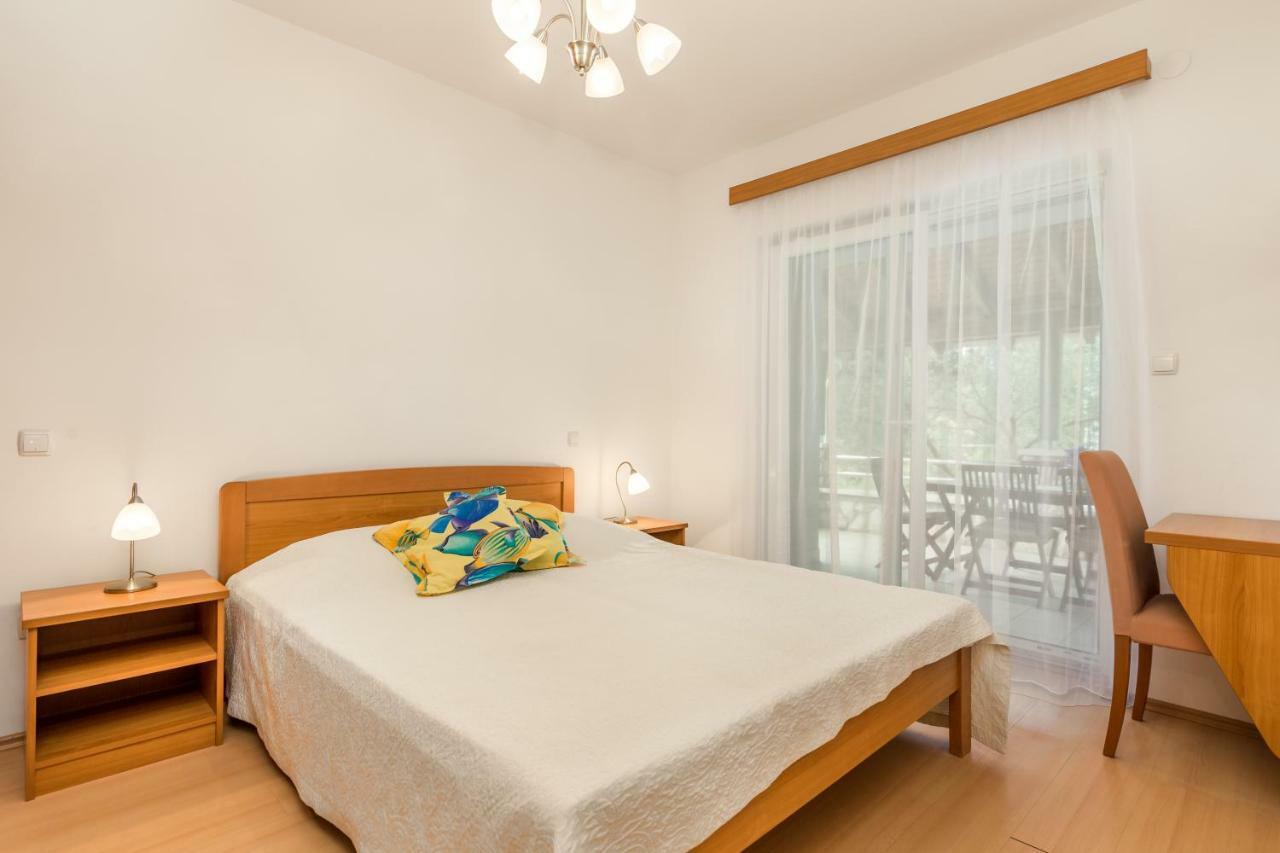 Villas Kampor 外观 照片